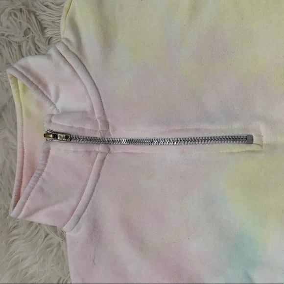 Donating Cropped Tie Dye Shirt - Picture 10 of 11